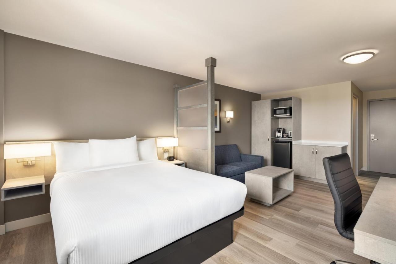 Microtel Inn & Suites By Wyndham Boisbriand Sainte-Thérèse-de-Blainville Esterno foto