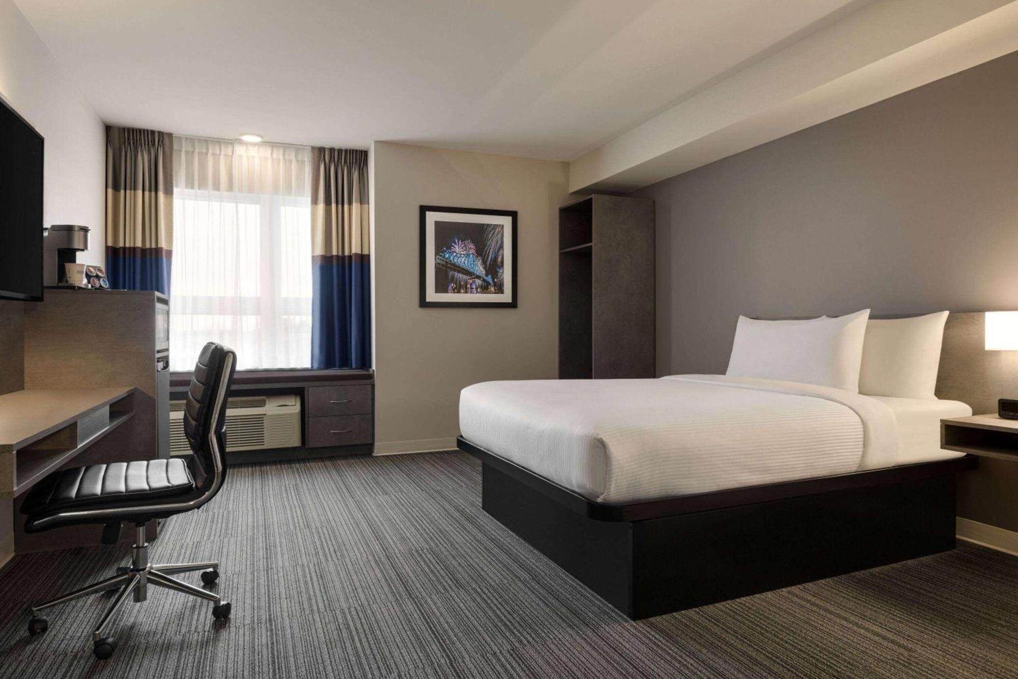Microtel Inn & Suites By Wyndham Boisbriand Sainte-Thérèse-de-Blainville Esterno foto
