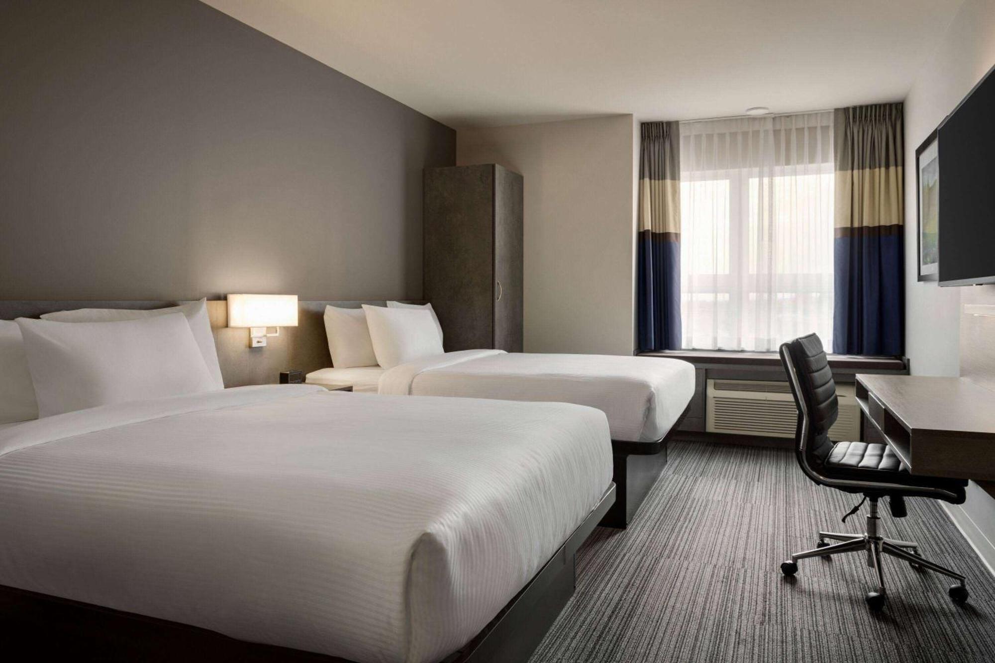 Microtel Inn & Suites By Wyndham Boisbriand Sainte-Thérèse-de-Blainville Esterno foto